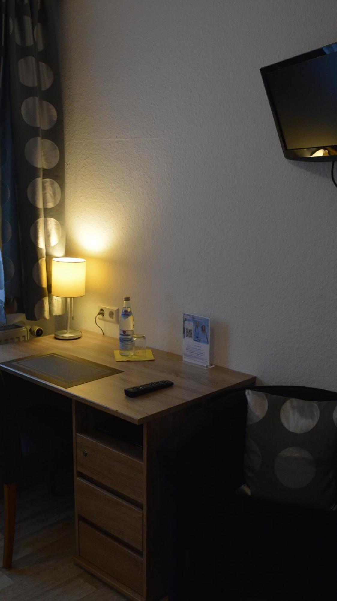 Hotel-Gasthof Zur Rose ไวเซนฮอร์น ห้อง รูปภาพ