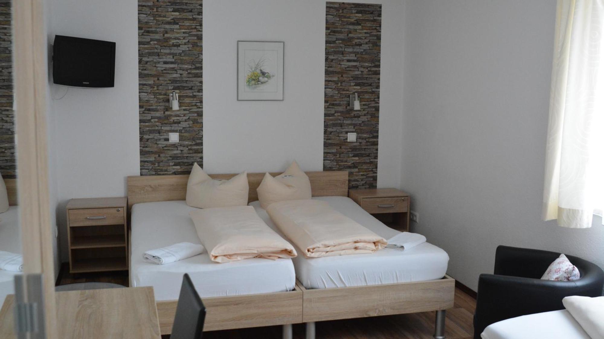 Hotel-Gasthof Zur Rose ไวเซนฮอร์น ห้อง รูปภาพ