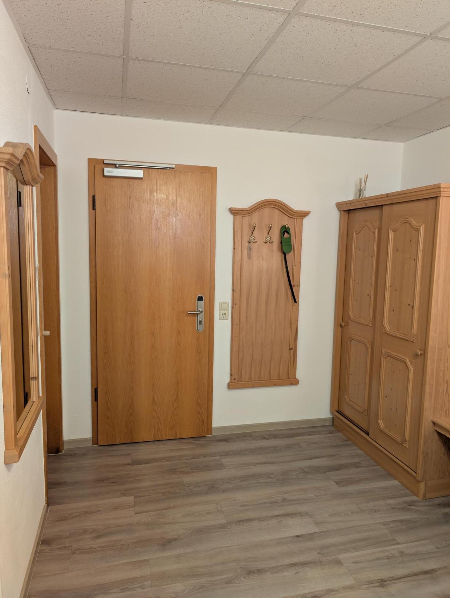 Hotel-Gasthof Zur Rose ไวเซนฮอร์น ห้อง รูปภาพ
